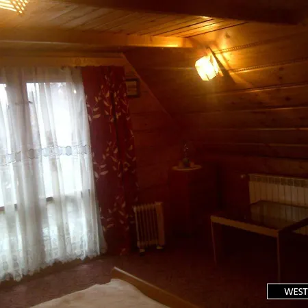 Mieszkanie U Krysa. Widok Na Giewont. *
